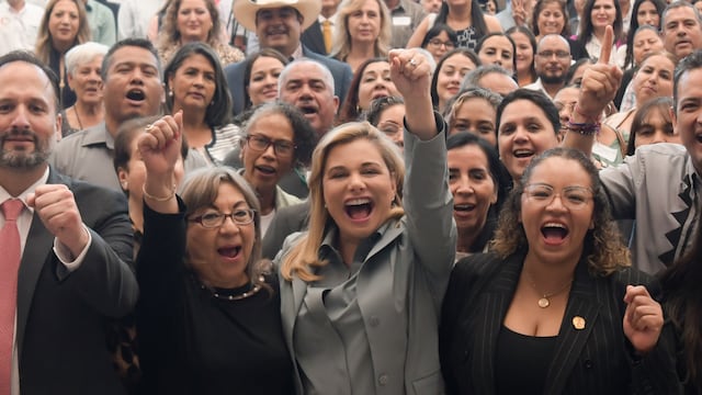 Maru Campos acerca programas a los 67 municipios de Chihuahua