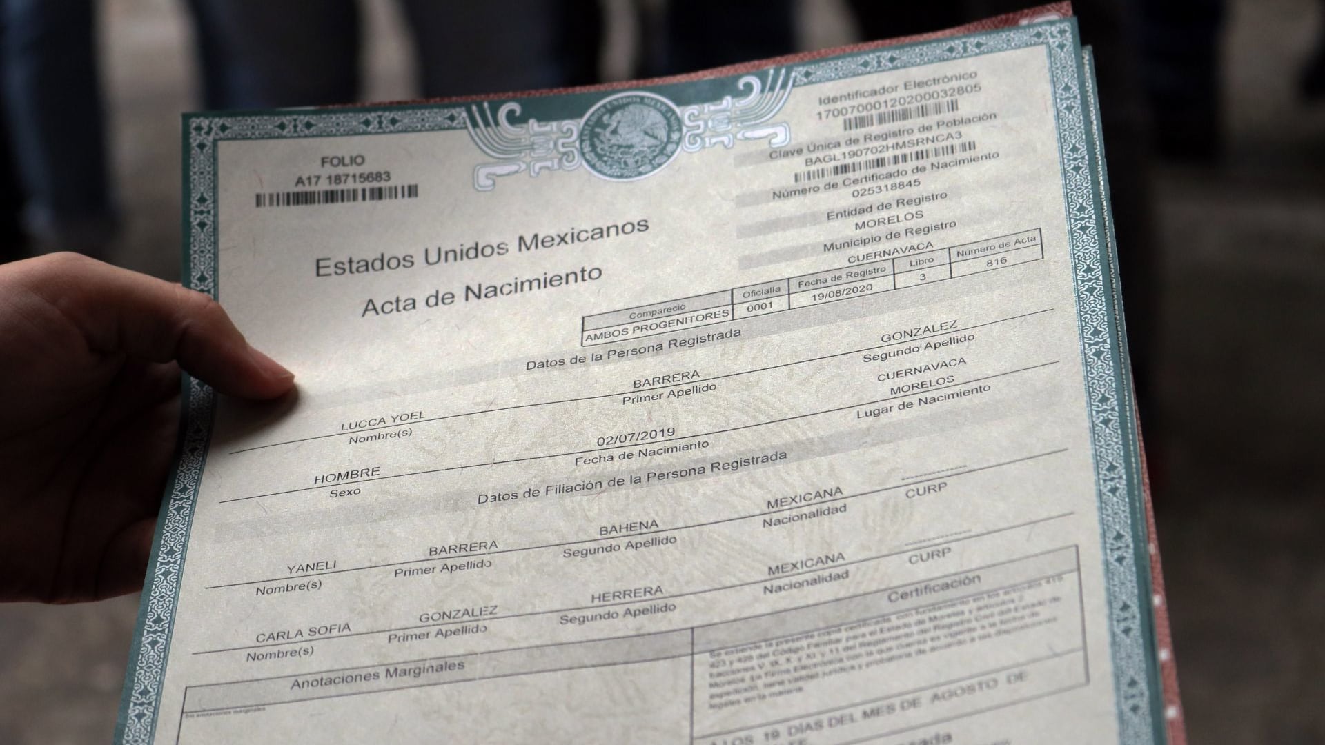 Identidad en remate: el nuevo regalo de la 4T a Cuba