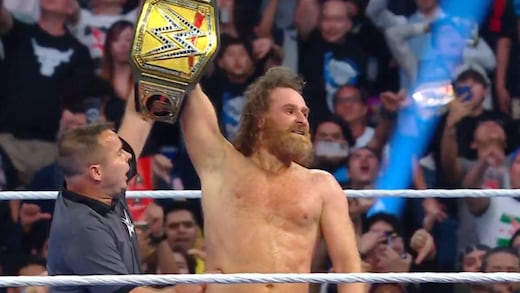 CM Punk pierde el Campeonato Indiscutido de WWE ante Sami Zayn en México