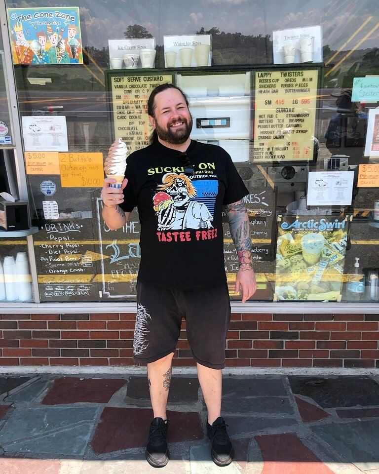 Trevor Scott Strnad murió a los 41 años; hay sospecha de los últimos momentos del vocalista de The Black Dahlia Murder