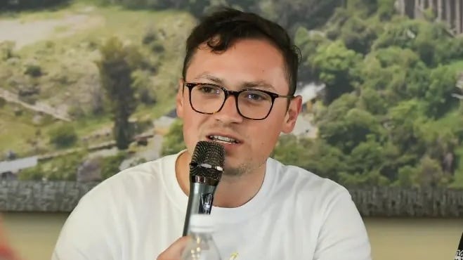 La foto de cacería que podría costarle el cargo a Saúl Navarro Smith en el DIF Guanajuato