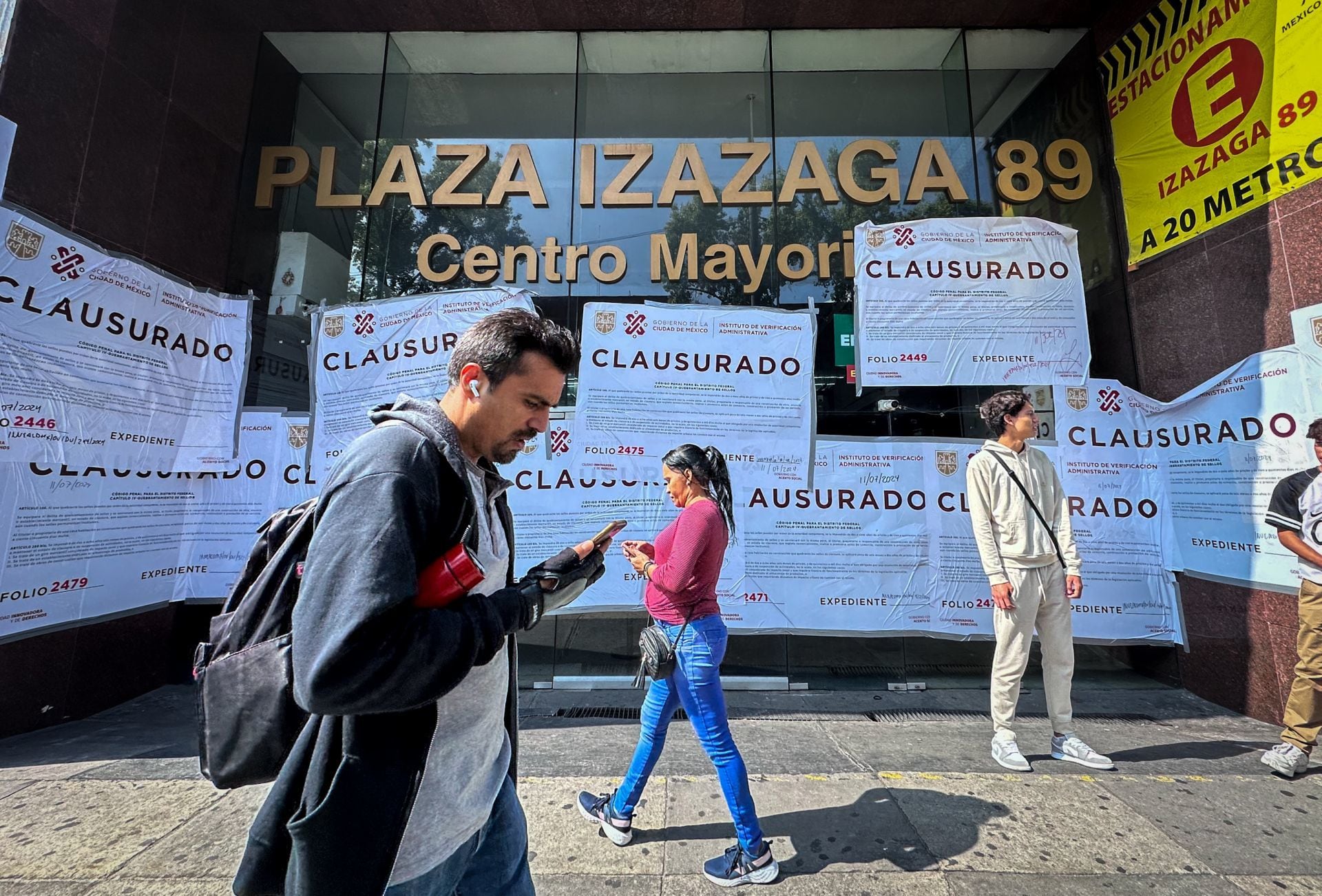 Cierre de Izazaga 89