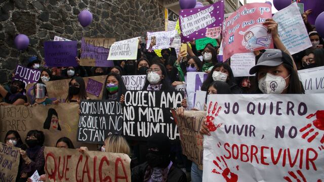 Protesta contra feminicidios en CDMX