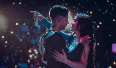 Juan de Dios Pantoja y Kimberly Loaiza
