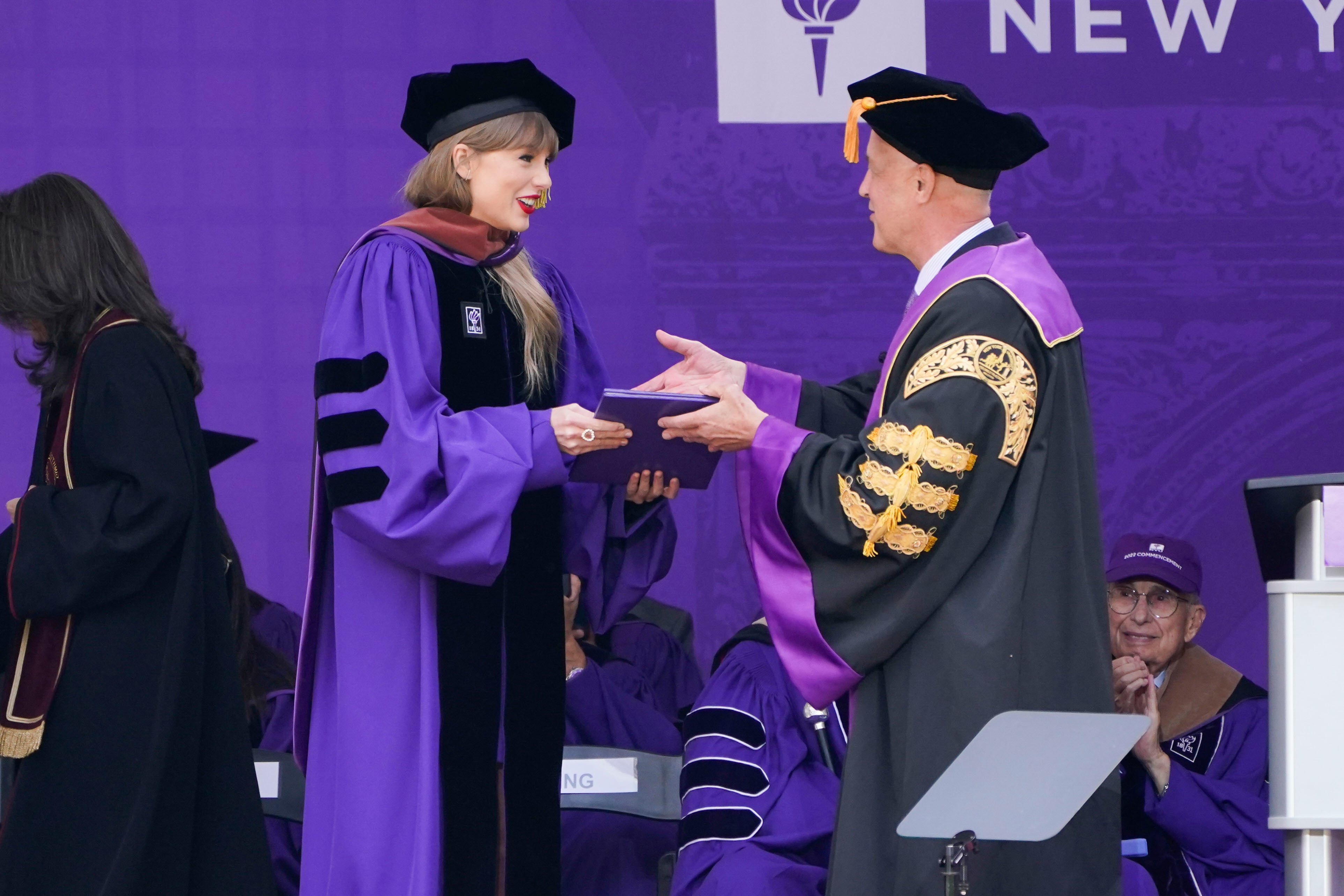 Taylor Swift recibe un doctorado honoris causa