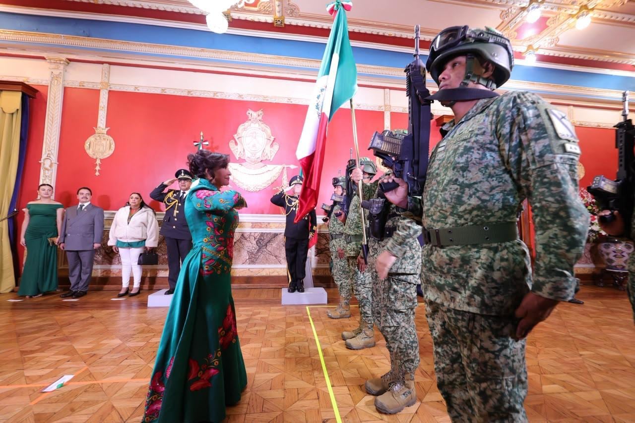 Lorena Cuéllar da su último Grito de Independencia como gobernadora de Tlaxcala.