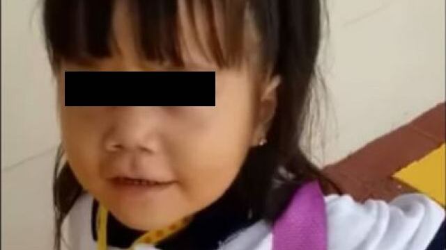 El primer día de escuela de esta niña se descontroló con todo el desmadre