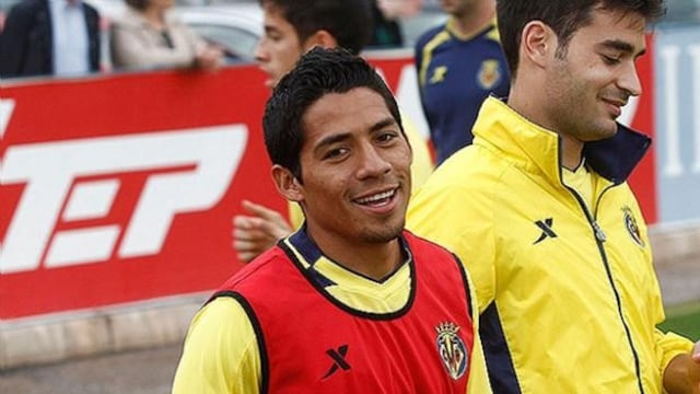 Villarreal manda a Javier Aquino al Rayo Vallecano