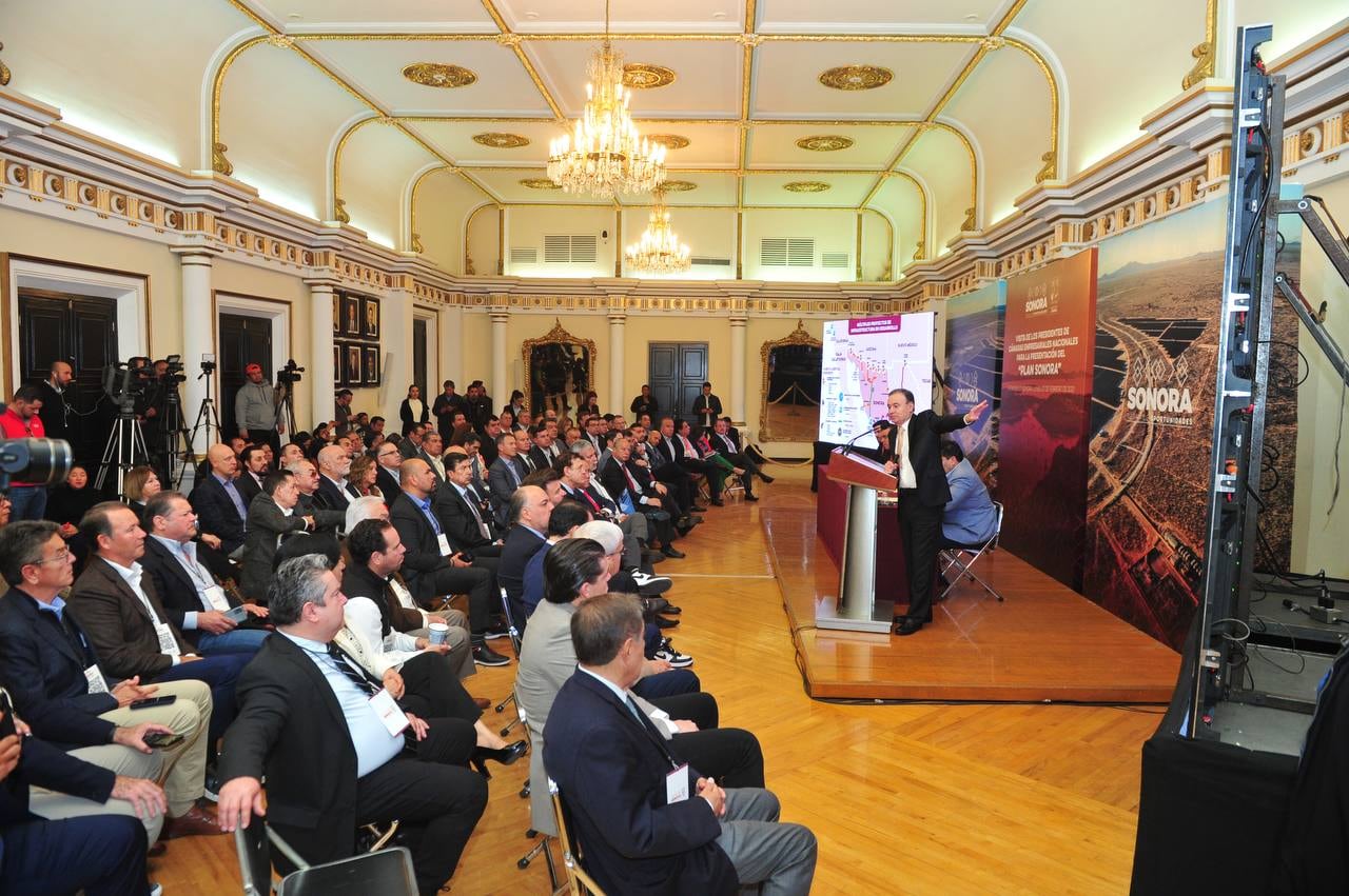 Alfonso Durazo y el Plan Sonora es respaldado por cámaras empresariales