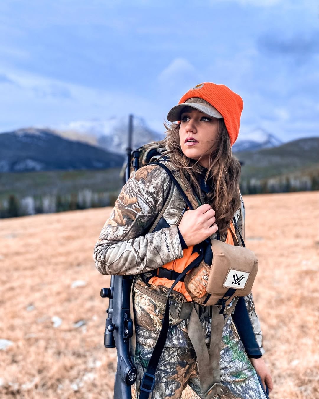 Sam Jones, influencer.