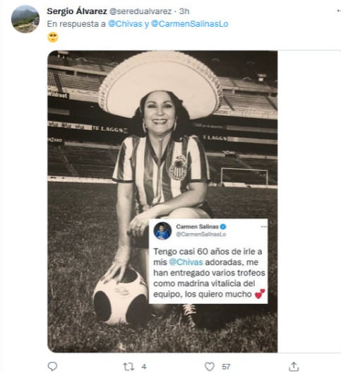 Aficionados de las Chivas mandan mensajes de apoyo a Carmen Salinas