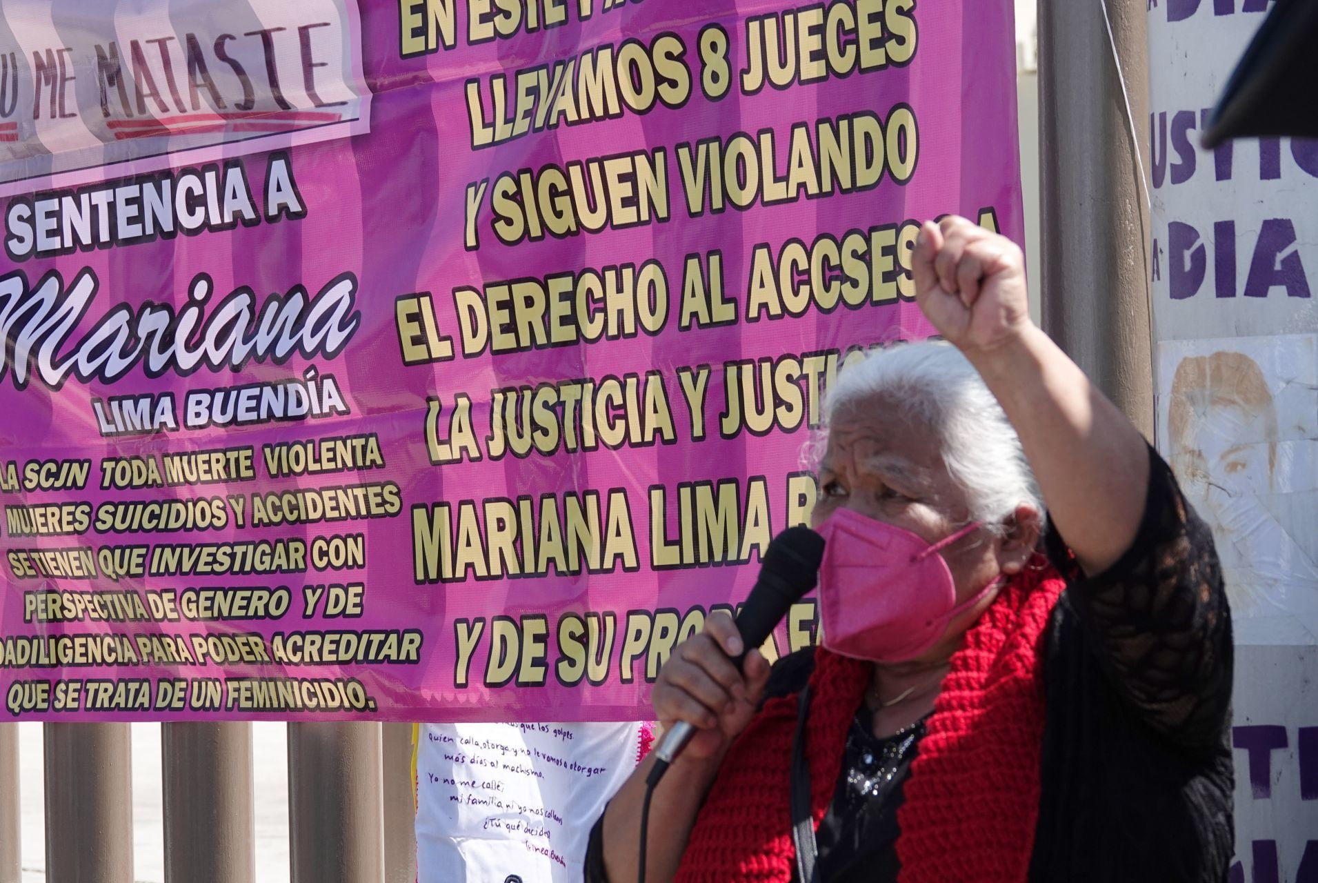 Irinea Buendía protesta por los retrasos en las audiencias