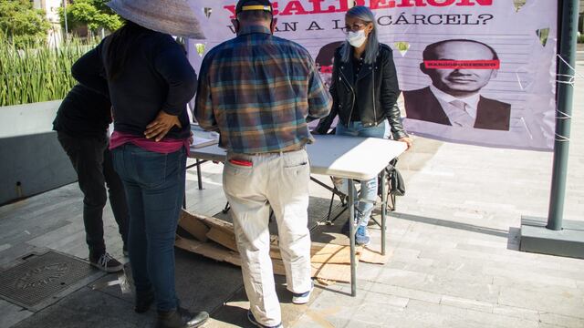 Consulta popular sobre juicio a expresidentes.