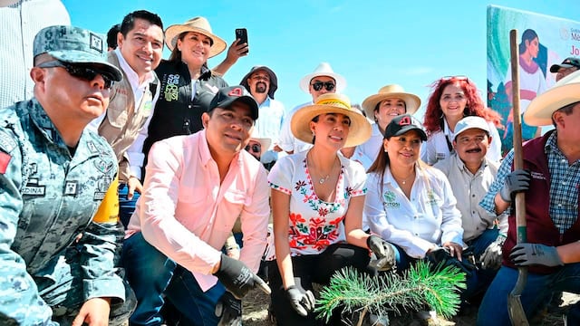 Ricardo Gallardo fortalece reforestación y protección ambiental en SLP.