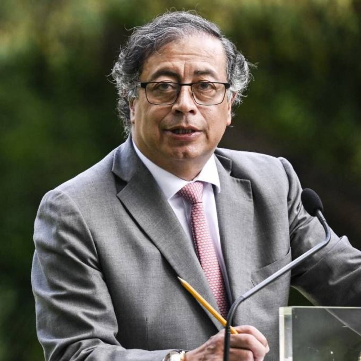 Petro en el banquillo global