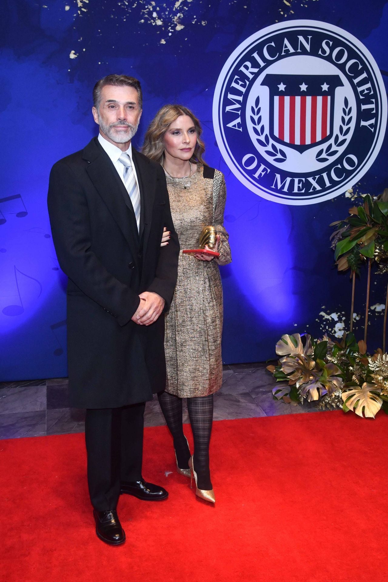 Sergio Mayer, diputado federal por Morena, y su esposa Issabela Camil, en la cena de bienvenida a Ronald Johnson, embajador de Estados Unidos en México de la American Society of Mexico