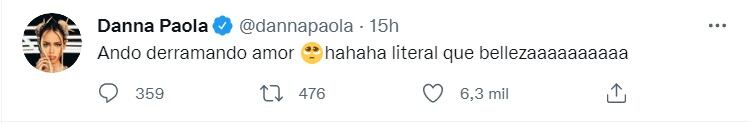 Danna Paola feliz