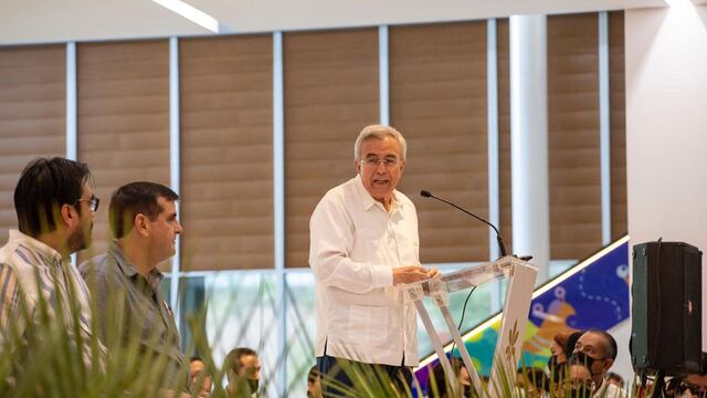 Rubén Rocha celebra la inauguración de Plaza Ceiba