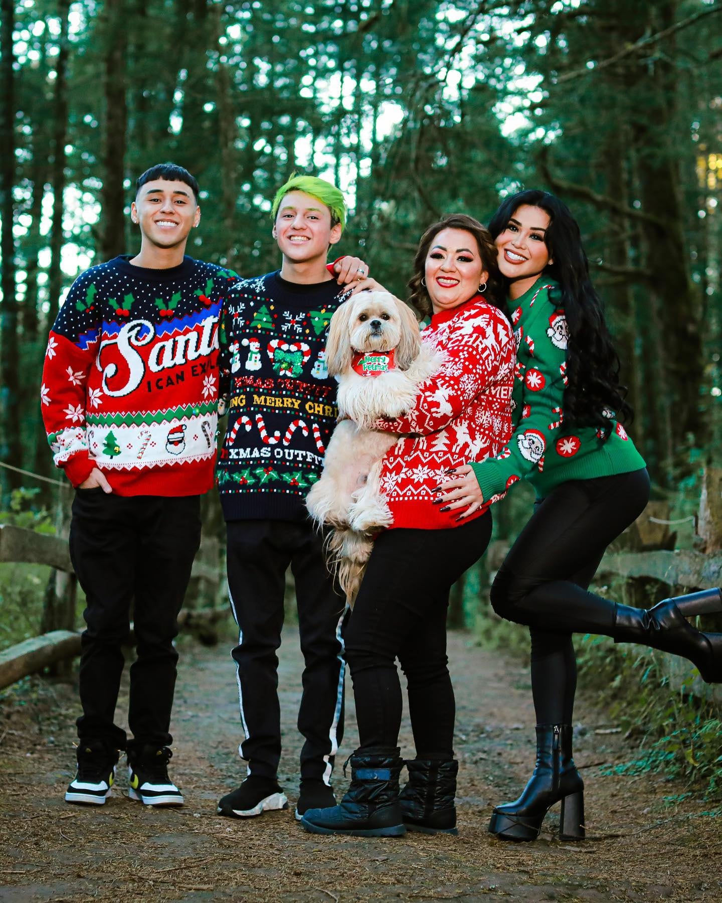 Fredy Ordaz, Lapizito y Gomita, con su familia.
