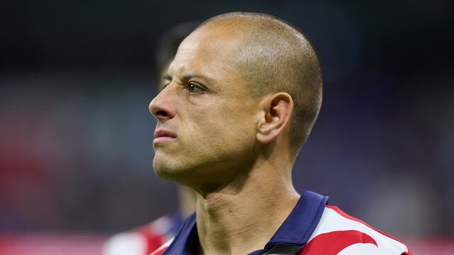 Javier Chicharito en partido de Chivas