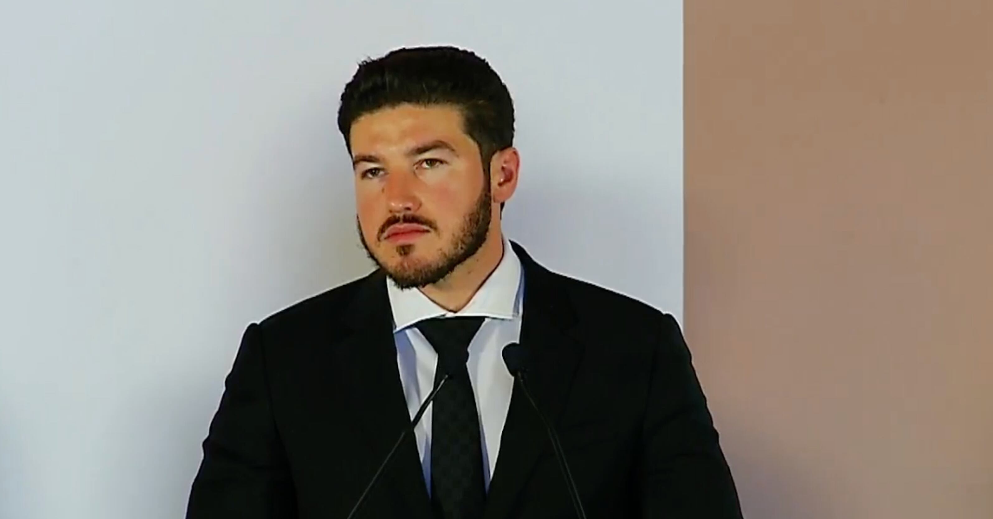 Samuel García actualiza cifras de hospitalizaciones tras accidente en evento de Máynez