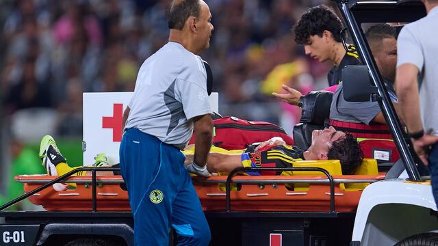 Dagoberto Espinoza se lesionó en el Rayados vs América.