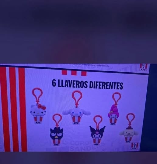 Llaveros de Hello Kitty en KFC