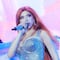¿Qué le pasó a Yeri Mua? Llega en silla de ruedas a su concierto en Monterrey tras vacaciones con su novio