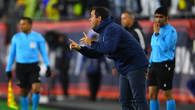 André Jardine, en el duelo entre New England y América.