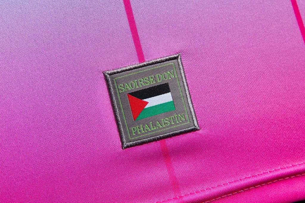 Jersey del Bohemian FC que apoya a Palestina