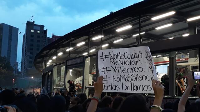 Segunda marcha #NoMeCuidanMeViolan