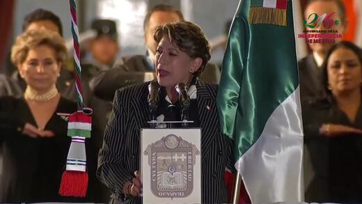 Delfina Gómez reconoce a los pueblos indígenas y exalta la soberanía nacional