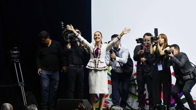 Claudia Sheinbaum, presidenta electa de México, celebró en el Teatro Metropolitan su constancia de mayoría