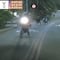 Competidor del Maratón CDMX sufre terrible accidente por culpa de una coladera