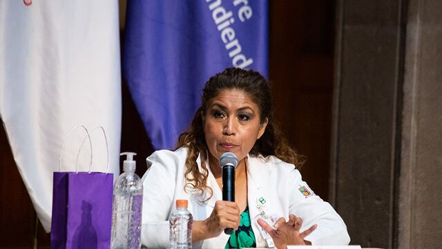 Amalia Becerra Aquino.