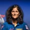 Sunita Williams deja la NASA luego de nueve meses varada en el espacio