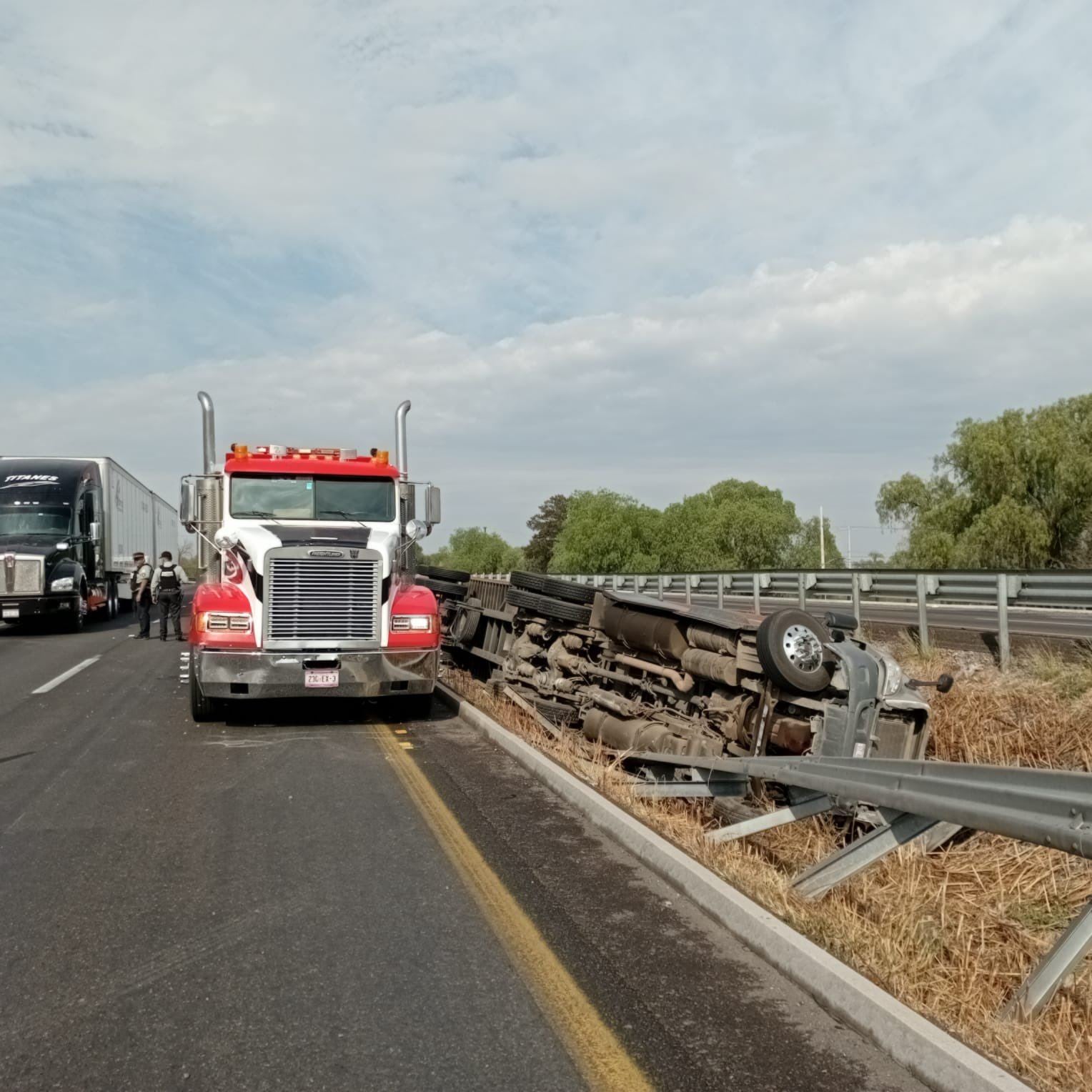 Accidente en autopista Celaya-Querétaro