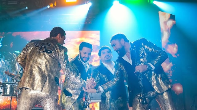 Banda El Recodo de Chuy Lizárraga.