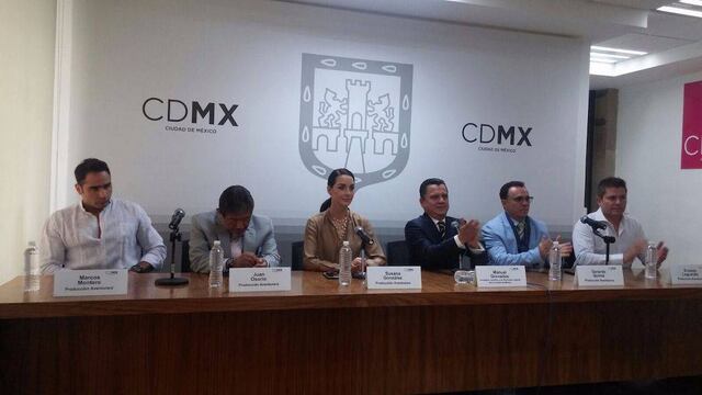 Elenco y productores de 'Aventurera'