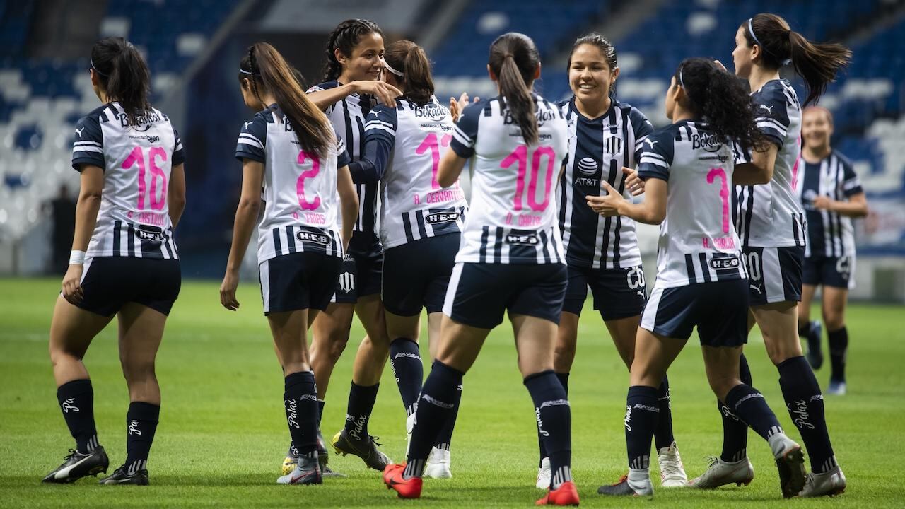 Rayadas goleó en casa