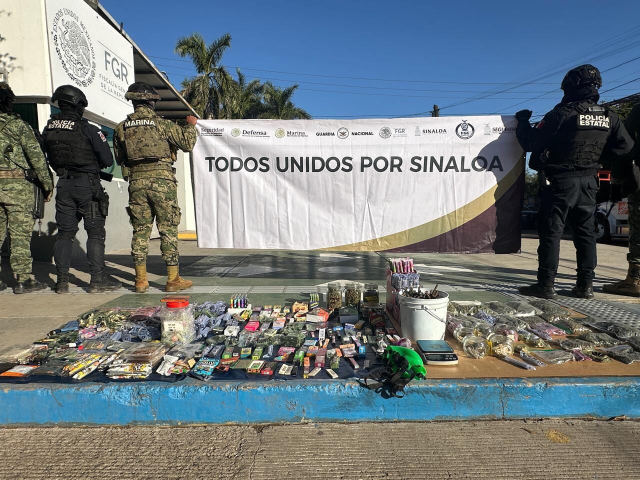 Aseguran ponchallantas y vapeadores en Culiacán, Sinaloa, hoy 10 de enero