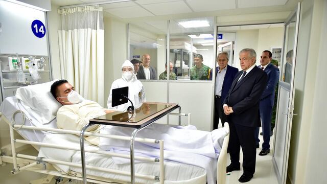 AMLO en hospital del ISSSTE