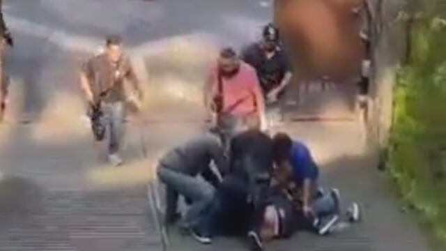 Un video compartido en redes sociales, muestra el momento en que elementos detuvieron a Israel Blanco Nava “el Seven”, presunto líder de la Familia Michoacana, en Morelos.