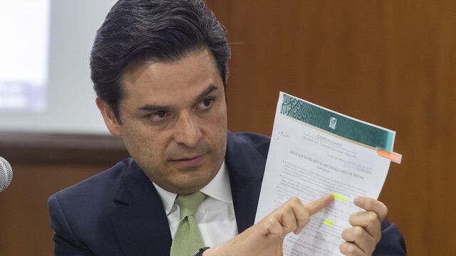 Zoé Robledo, director del IMSS.