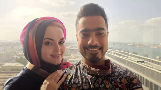 Soledad nivel: Crea una novia virtual para que su familia no lo moleste por estar soltero