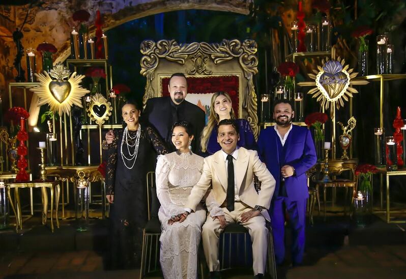 Ángela Aguilar y Christian Nodal en su boda