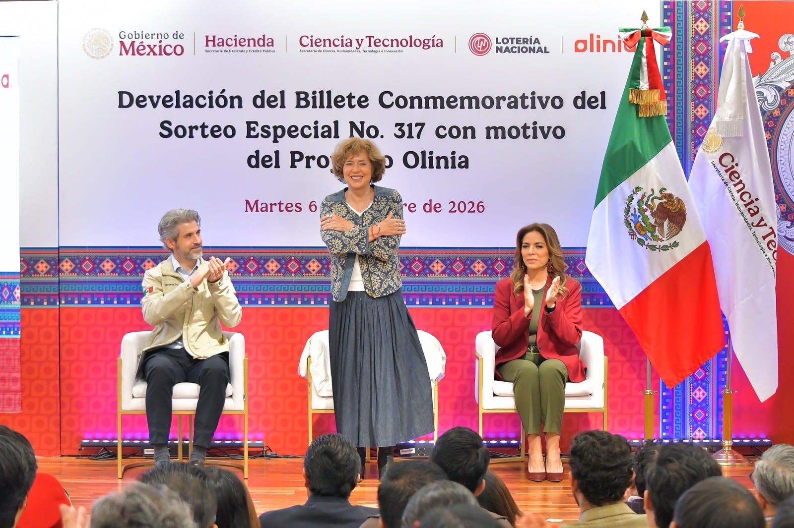 Lotería Nacional devela billete conmemorativo dedicado a Olinia