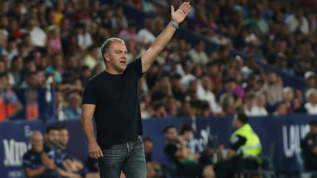 Hansi Flick dejó un fuerte mensaje a los jugadores de FC Barcelona tras empate con Rayo Vallecano