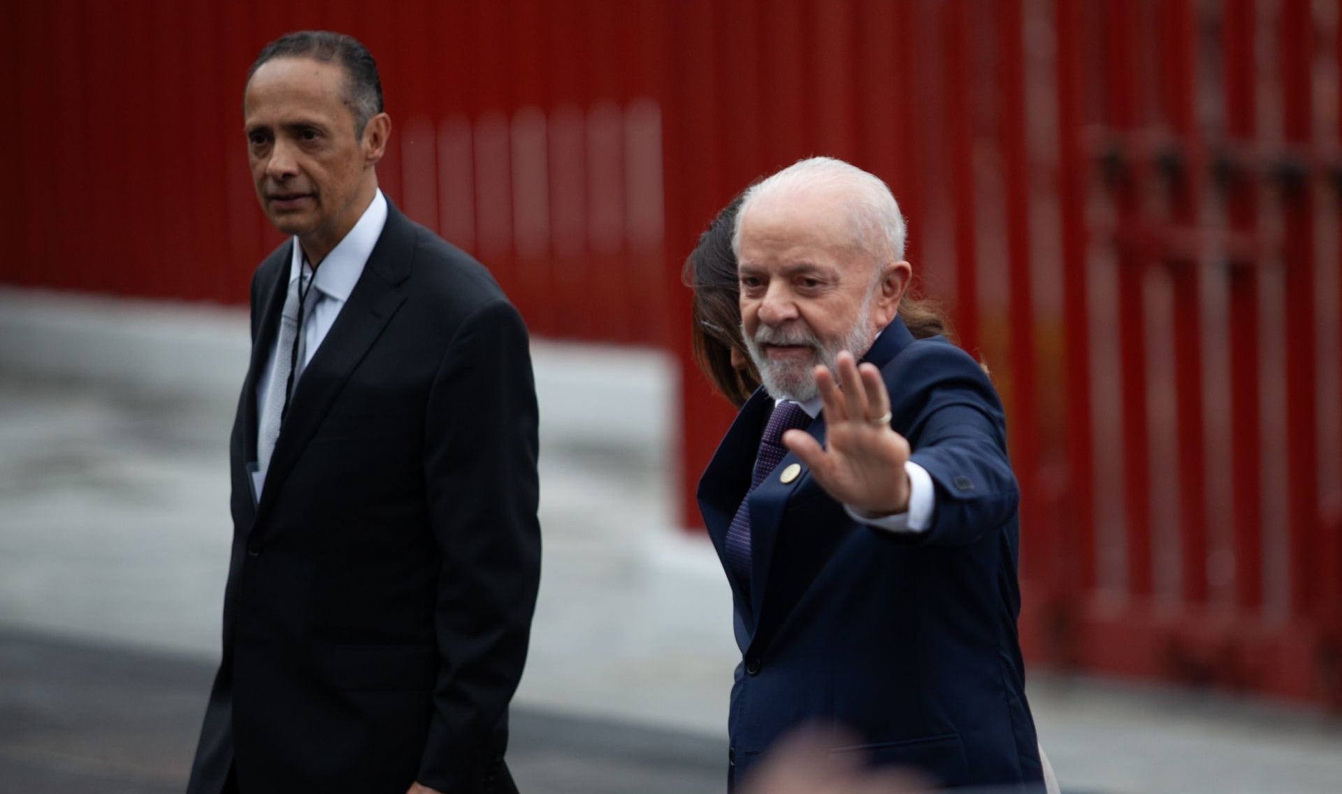 Luiz Inácio Lula da Silva presidente de Brasil a su llegada a la Cámara de diputados para la toma de protesta de Claudia Sheinbaum Pardo