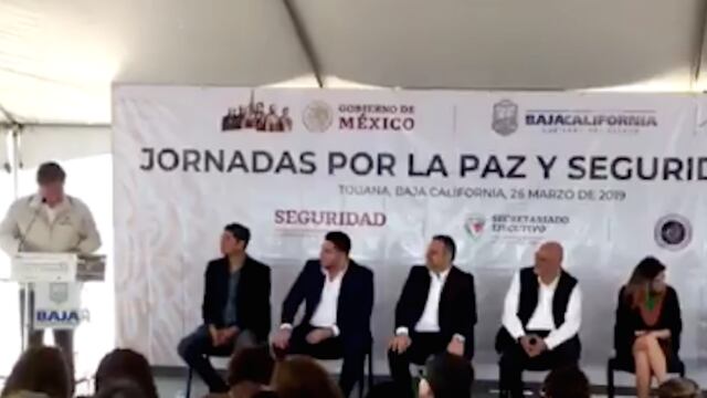 Kiko Vega en conferencia de prensa
